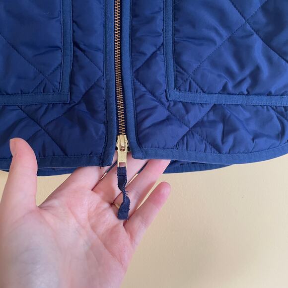 J. Crew Quilted Puffer Vest in Navy Blue Sz XS Preppy Fall Fashion Pockets - Picture 3 of 10